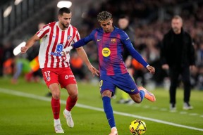 亚博足球官网-里程碑夜巴塞罗那绝杀压哨，全明星赛赛后刷纪录，球迷炸锅，球队文化再被提及