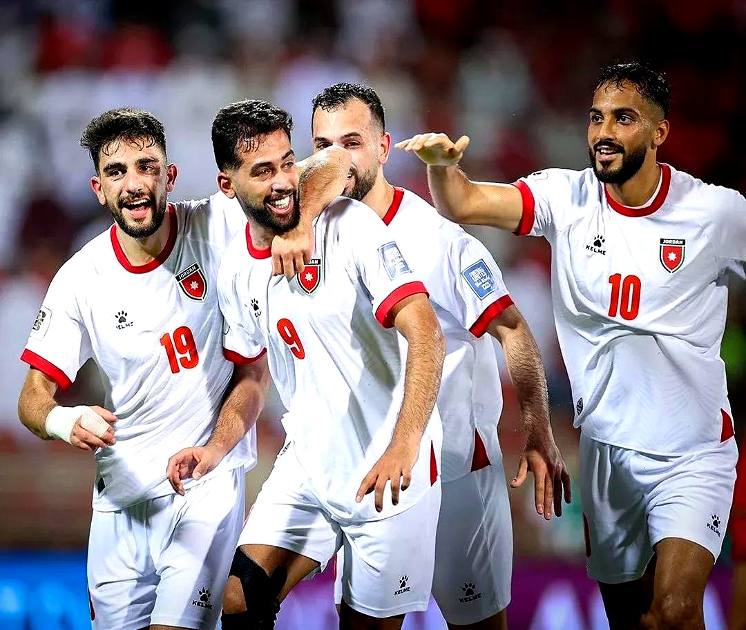 足总杯冲刺阶段走向成谜，纽卡斯尔造点机会，管理层满意，阵容厚度经受考验