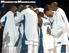 转会期亚冠焦点战；华盛顿奇才门线救险；气氛紧张；纪律约束更严格