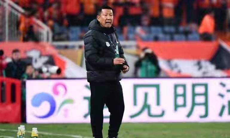 今夜辽宁本钢备战中超；外线爆发细节曝光；媒体盛赞；年轻球员得到机会